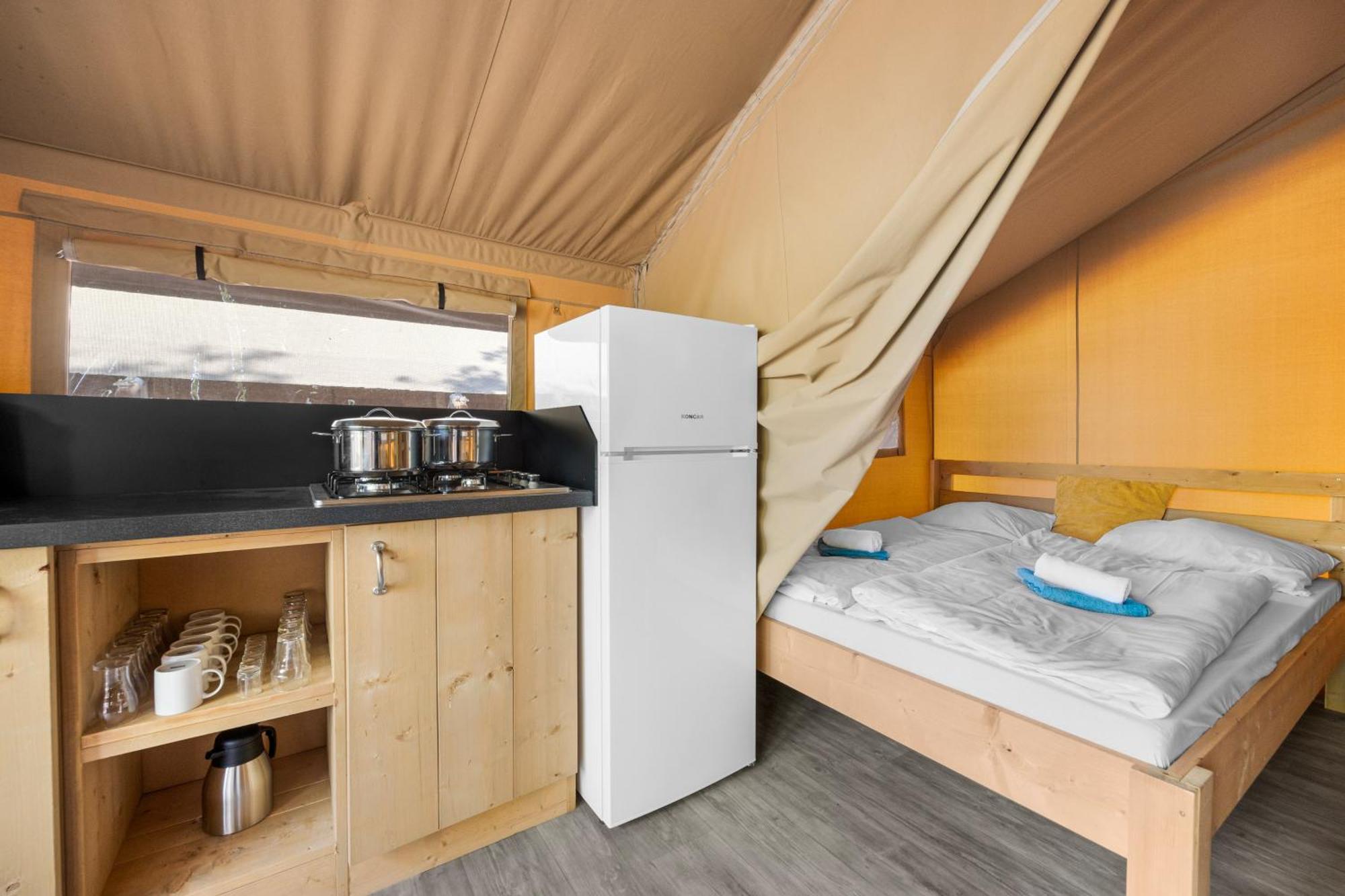 Easyatent Safari Tent Lanterna Červar-Porat Chambre photo